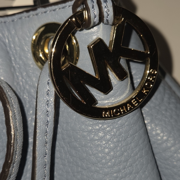 Michael Kors Light Blue Leather Bucket Bag - Picture 9 of 11